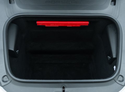 Porsche 718 SPYDER 41