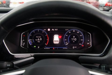 Volkswagen T-Cross R-LINE TSI DSG 15