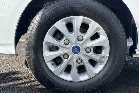 Ford Transit Custom 280 130 ps L1 Limited Panel Van - Sat Nav 32