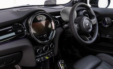 Mini Hatch Electric Level 3 15