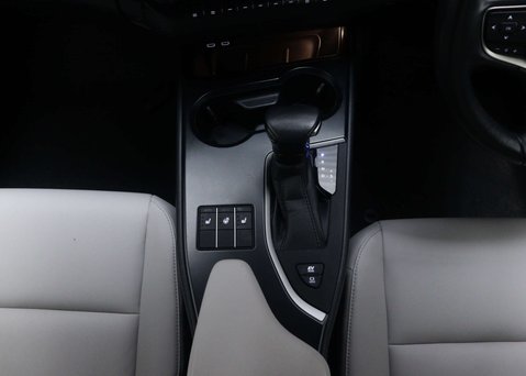 Lexus Ux 2.0 UX 250H F Sport Design 4x2 CVT 5dr 20