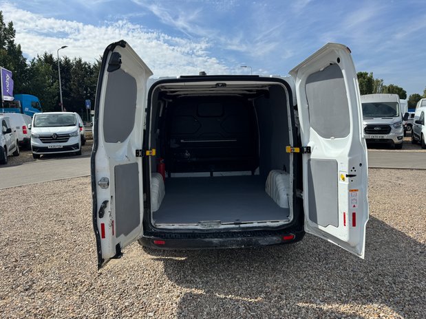 Ford Transit Custom SWB L1H1 Low Roof Leader 300 Sensors EURO 6 8