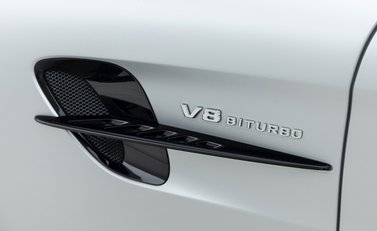 Mercedes-Benz Amg GT GT R Premium 21