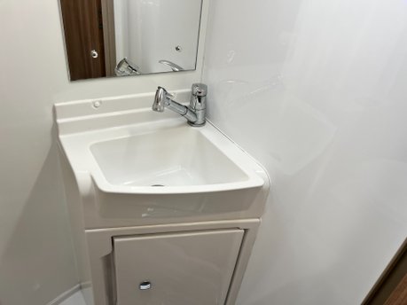 Swift Edge 476 6 Berth Motorhome Fiat Ducato 2.3 M/Jet 120 Chassis 25