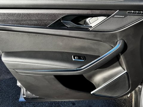 Jaguar F-Pace R-DYNAMIC HSE BLACK 61