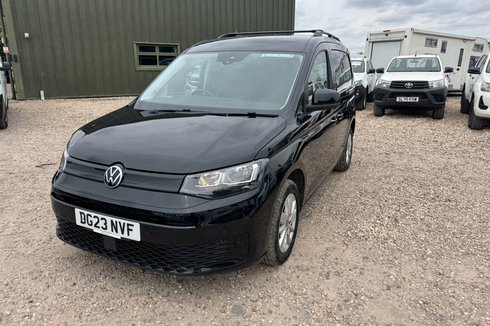 Volkswagen Caddy AUTO SWB L1H1 Low Roof Commerce Pro Air Con Alloys Sensors EURO 6