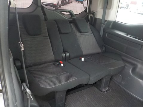Honda Stepwagon RP3 1.5 Turbo Spada Waku Waku Doors 16