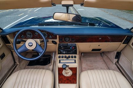 Aston Martin V8 Volante EFi 17