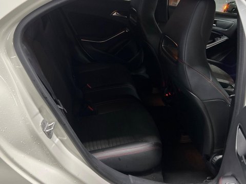 Mercedes-Benz A Class 1.6 A180 AMG Line (Executive) 7G-DCT Euro 6 (s/s) 5dr 8