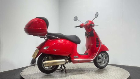 Piaggio Vespa GTS 2006 ONLY 10K 250CC PROJECT BIKE CLEAN EXAMPLE 2