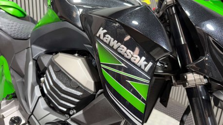 Kawasaki Z 2015 ONLY 8K STUNNING EXAMPLE LONG MOT 800CC NAKED 25