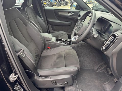 Volvo XC40 B4 PLUS 15