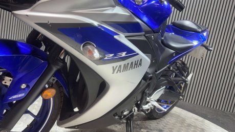 Yamaha R3 YZF 300 ABS 2015 38K NEW MOT SPORTS BIKE 320CC A2 READY 17