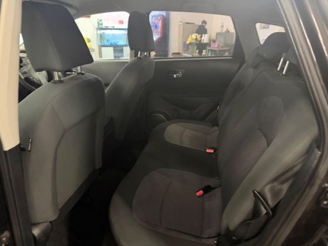 Nissan Qashqai 1.6 Visia 2WD 5dr 12