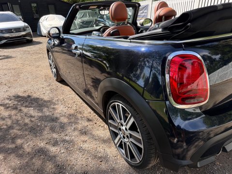 Mini Convertible COOPER EXCLUSIVE 20