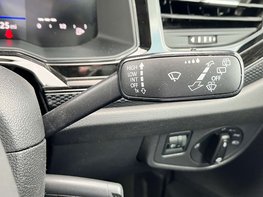 Volkswagen Polo 1.0 Polo Life TSi Semi-Auto 5dr 50