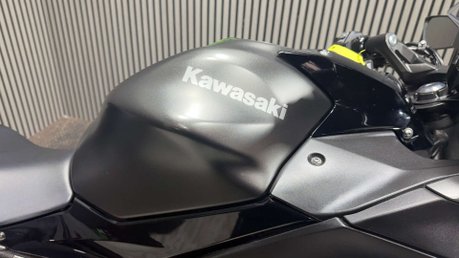 Kawasaki Ninja 650 Z650 2023 1 OWNER ONLY 10K SPORTS BIKE 650 LONG MOT WARRANTY A2 14