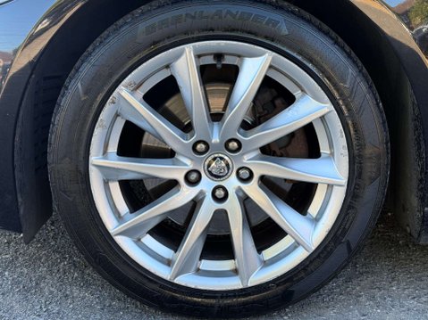 Jaguar XF 2.2d SE Saloon 4dr Diesel Auto Euro 5 (s/s) (190 ps) 70