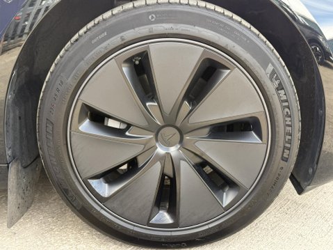 Tesla Model 3 Saloon 4dr Electric Auto RWD (208 ps) 14