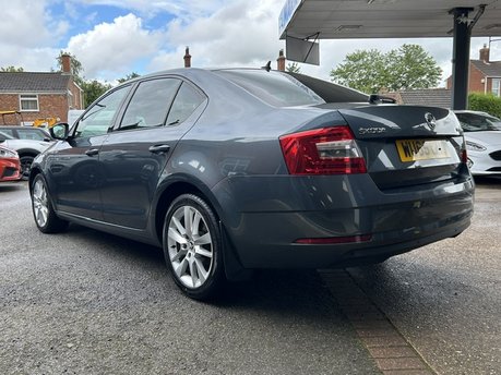 Skoda Octavia SE L TDI 1