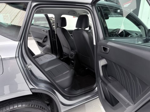 SEAT Ateca ECOTSI FR SPORT DSG 61