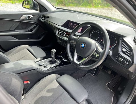 BMW 1 Series 2.0 118D Sport 5dr 16
