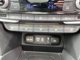 Hyundai SANTA FE 2.2 Santa Fe Premium SE CRDi Auto 4WD 5dr 66