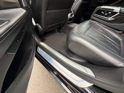 BMW 7 Series 2.0 740Le 9.2kWh Exclusive Auto xDrive Euro 6 (s/s) 4dr 86