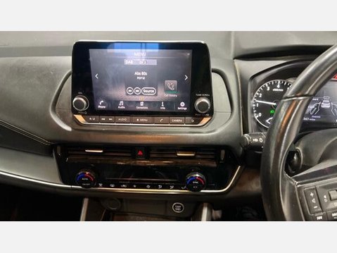 Nissan Qashqai 1.3 DIG-T MHEV Acenta Premium Euro 6 (s/s) 5dr 7