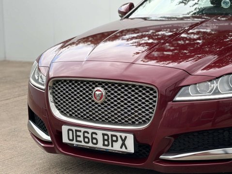Jaguar XF 2.0 XF Portfolio D AWD Auto 4WD 4dr 34