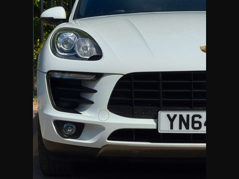 Porsche Macan 2.0T SUV 5dr Petrol PDK 4WD Euro 6 (s/s) (237 ps) 32