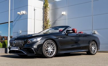 Mercedes-Benz S63 AMG Cabriolet 2