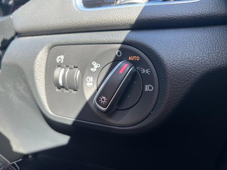 Audi Q3 TFSI S LINE NAVIGATION 34