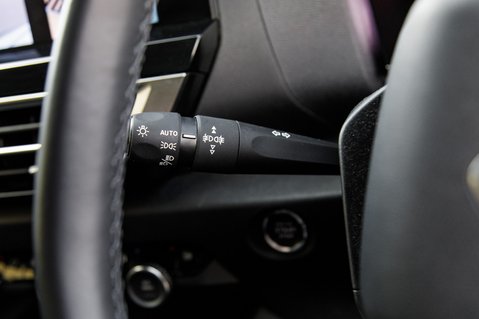 Citroen C4 PURETECH SHINE PLUS S/S EAT8 17