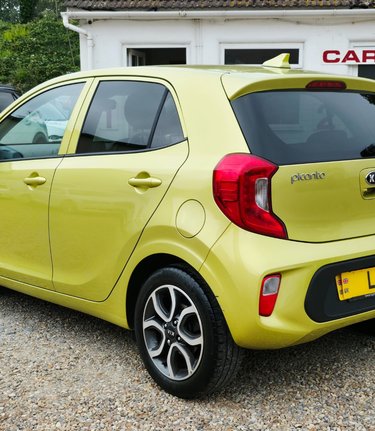Kia Picanto 1.0 ZEST 5 Door LOOK! 31000 MILES! APPLE CARPLAY! 3
