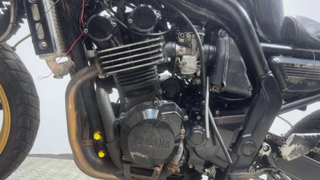 Yamaha FZS FAZER 1999 CUSTOM BUILD PROJECT BIKE 600CC SCRAMBLER 9