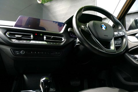BMW 1 Series 1.5 118i Sport Auto 5dr 22