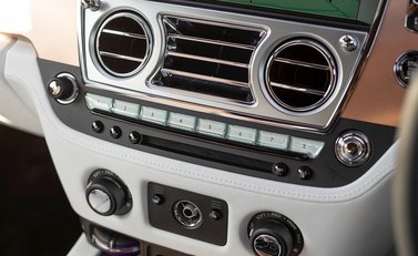 Rolls-Royce Wraith 'Inspired By British Music' Ronnie Wood 21