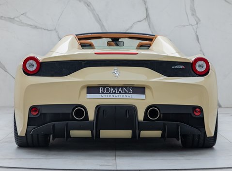 Ferrari 458 Speciale Aperta 11