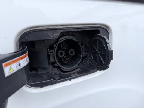 Peugeot Partner FULLY ELECTRIC - SE L1 AUTOMATIC 9