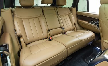 Land Rover Range Rover P440e HSE 13