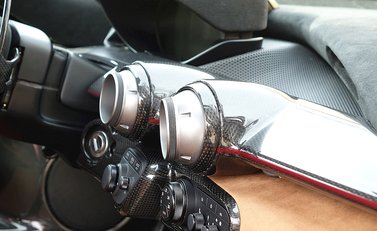 Ferrari LaFerrari 32