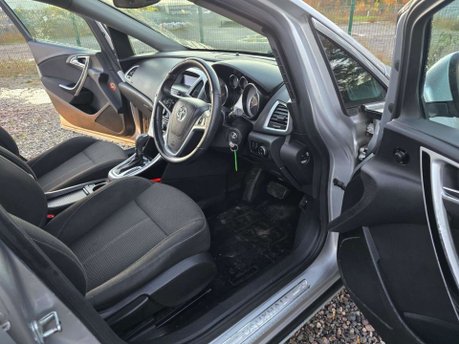 Vauxhall Astra 1.6 16v SRi Auto Euro 5 5dr 22
