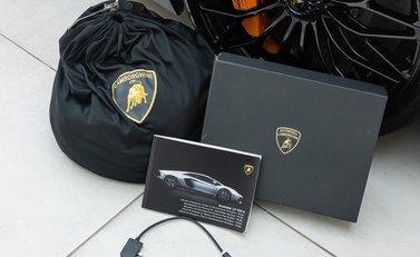 Lamborghini Aventador SV LP 750-4 48