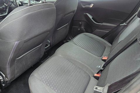 Ford Fiesta 1.0T ZETEC 5 DOOR.. 5 SERVICES.1 PREVIOUS OWNER.SAT NAV..CLIMATE CONTROL.. 15