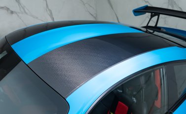 Porsche 911 GT2 RS Weissach (991) 39