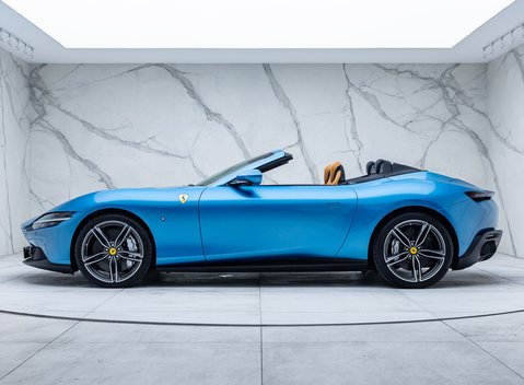 Ferrari Roma SPIDER 10