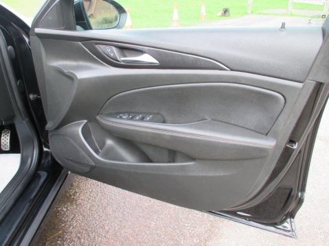 Vauxhall Insignia 2.0 Turbo D BlueInjection SRi VX Line Nav Grand Sport Euro 6 (s/s) 5dr 42