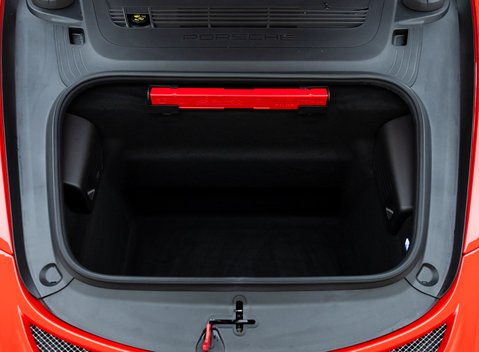 Porsche 911 GT3 (991.2) 35