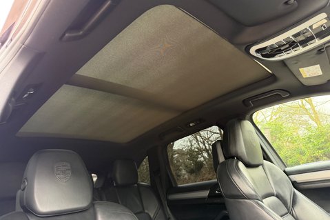 Porsche Cayenne D V6 TIPTRONIC S - REAR ENTERTAINMENT -PDLS -PAN ROOF -CAMERA -£17K EXTRAS 53